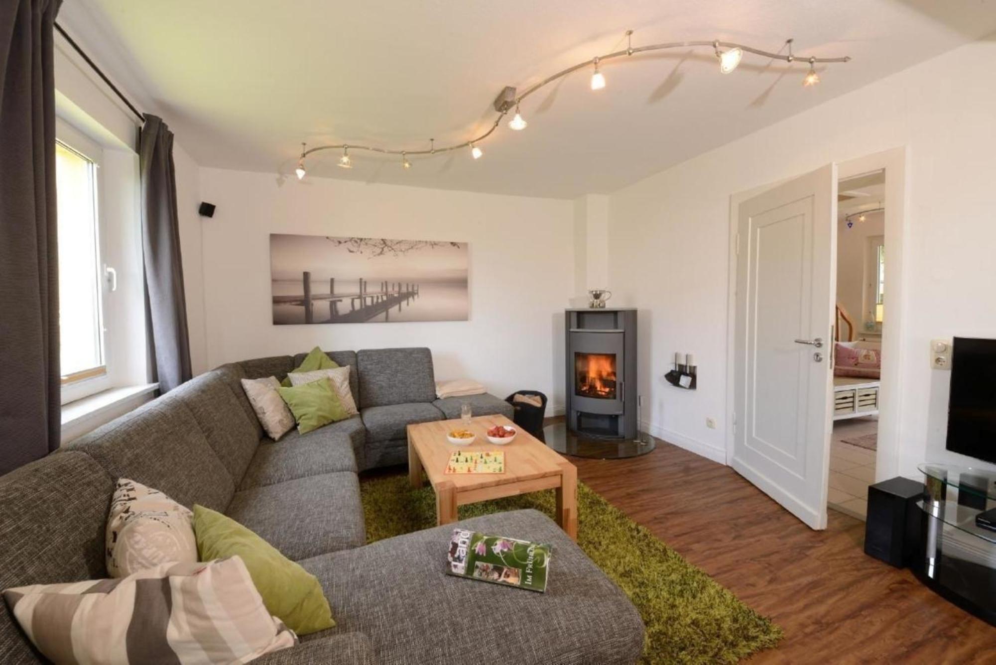 Ruhiges Ferienhaus In Lommersdorf Mit Garten Blankenheim  Ngoại thất bức ảnh